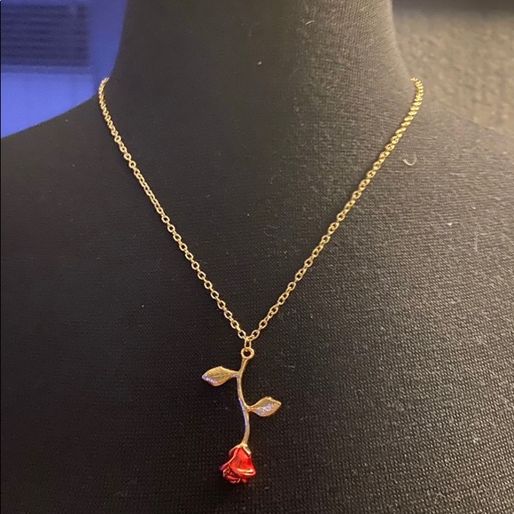 8itten’s Jewelry - 🖤3x$12 Delicate Rose🌹Charm & Necklace